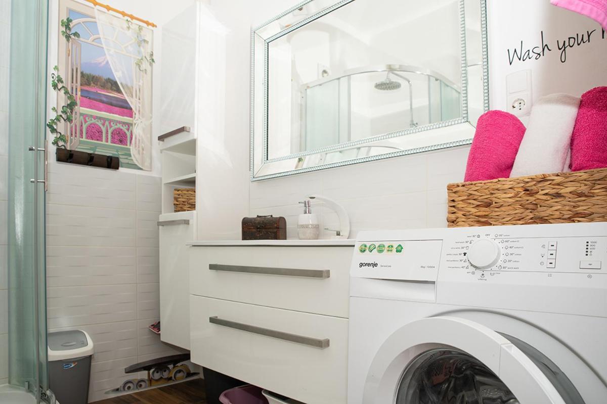 Apartman Mira I Denis Supetarska Draga Exterior foto
